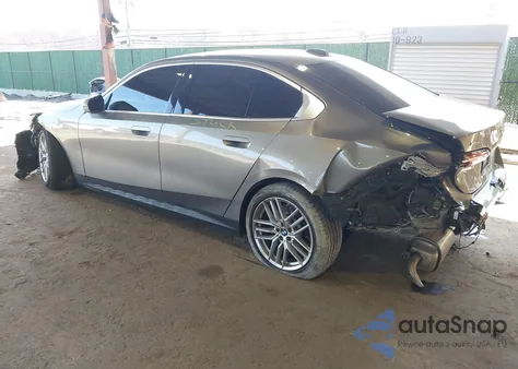 2024 BMW 530 Xi z USA, uszkodzony, nr VIN WBA53FJ09RCS08708